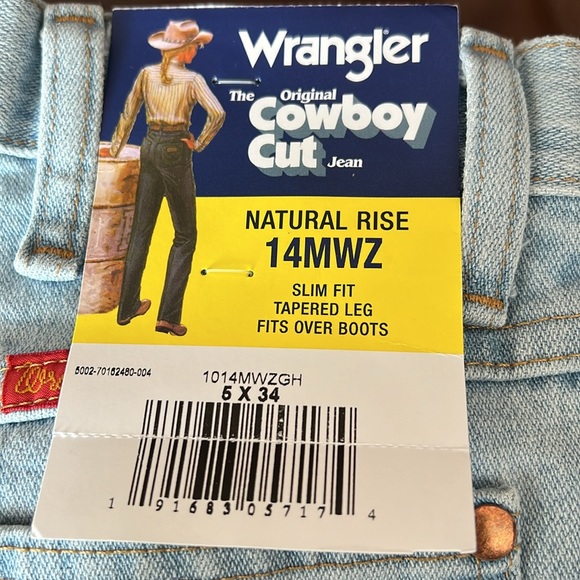 Wrangler Cowboy Cut Jeans (Woman’s) - Picture 2 of 2